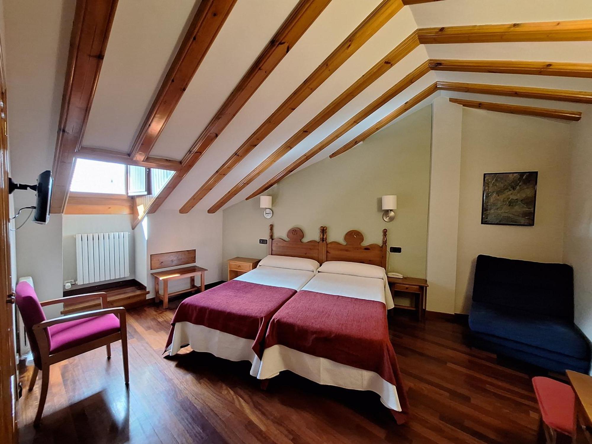 Hotel Aragueells Benasque Exterior photo