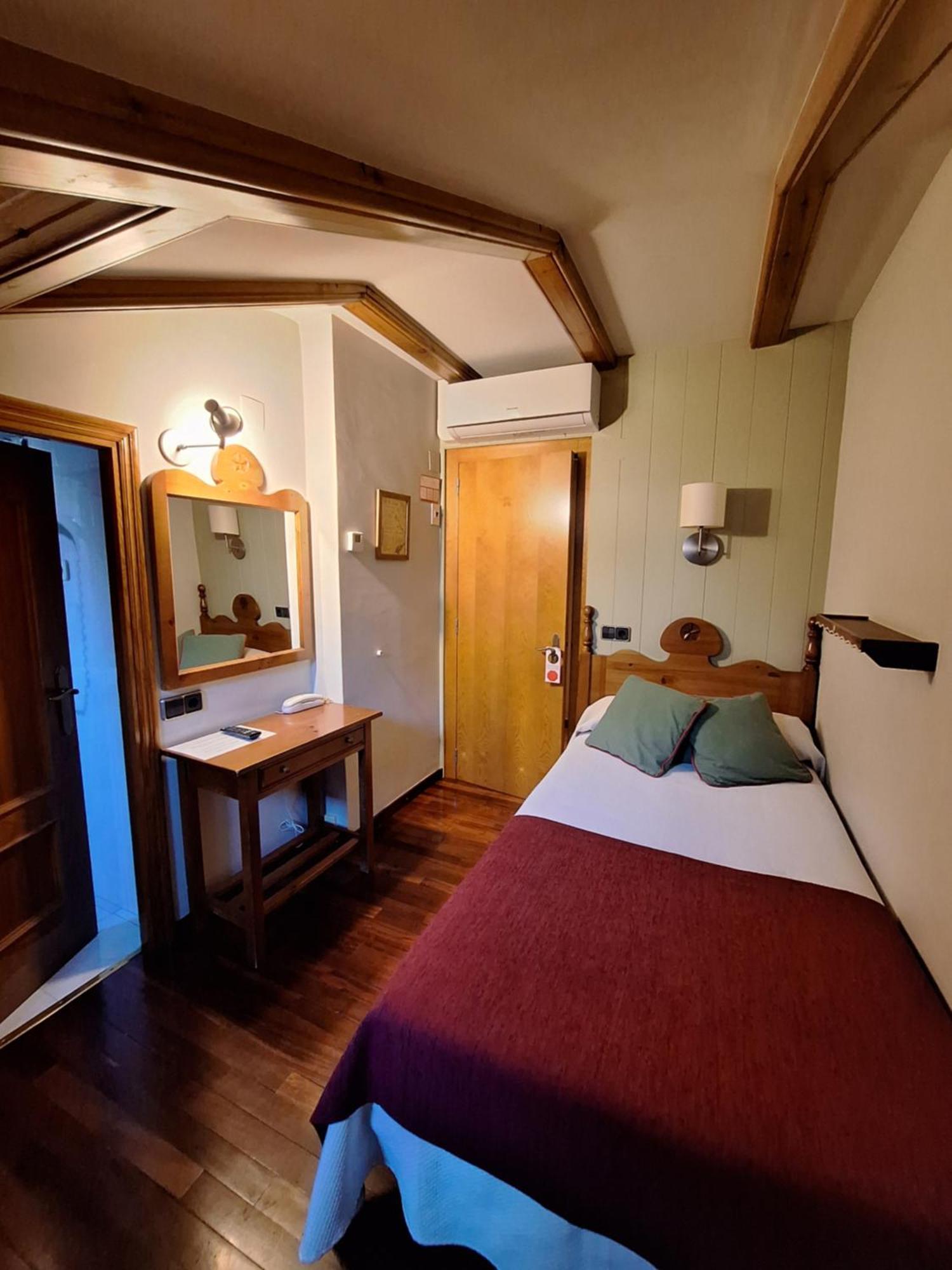 Hotel Aragueells Benasque Exterior photo